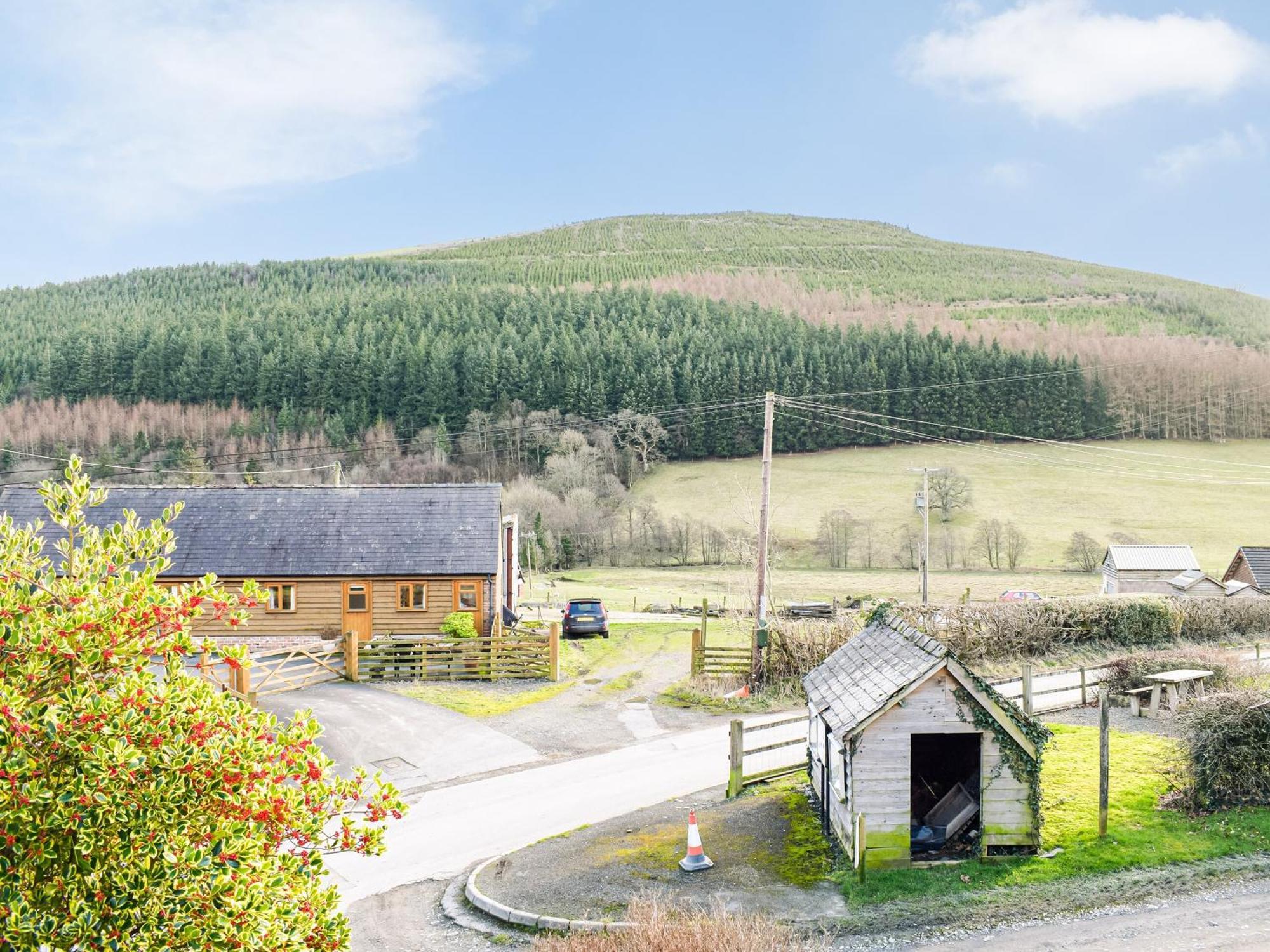 Rhiw Gam Villa Abbey-Cwmhir Exterior photo